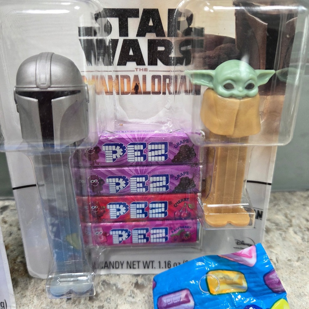 Star Wars Mandalorian The Child PEZ Candyโ Dispenser Set Lot of 6